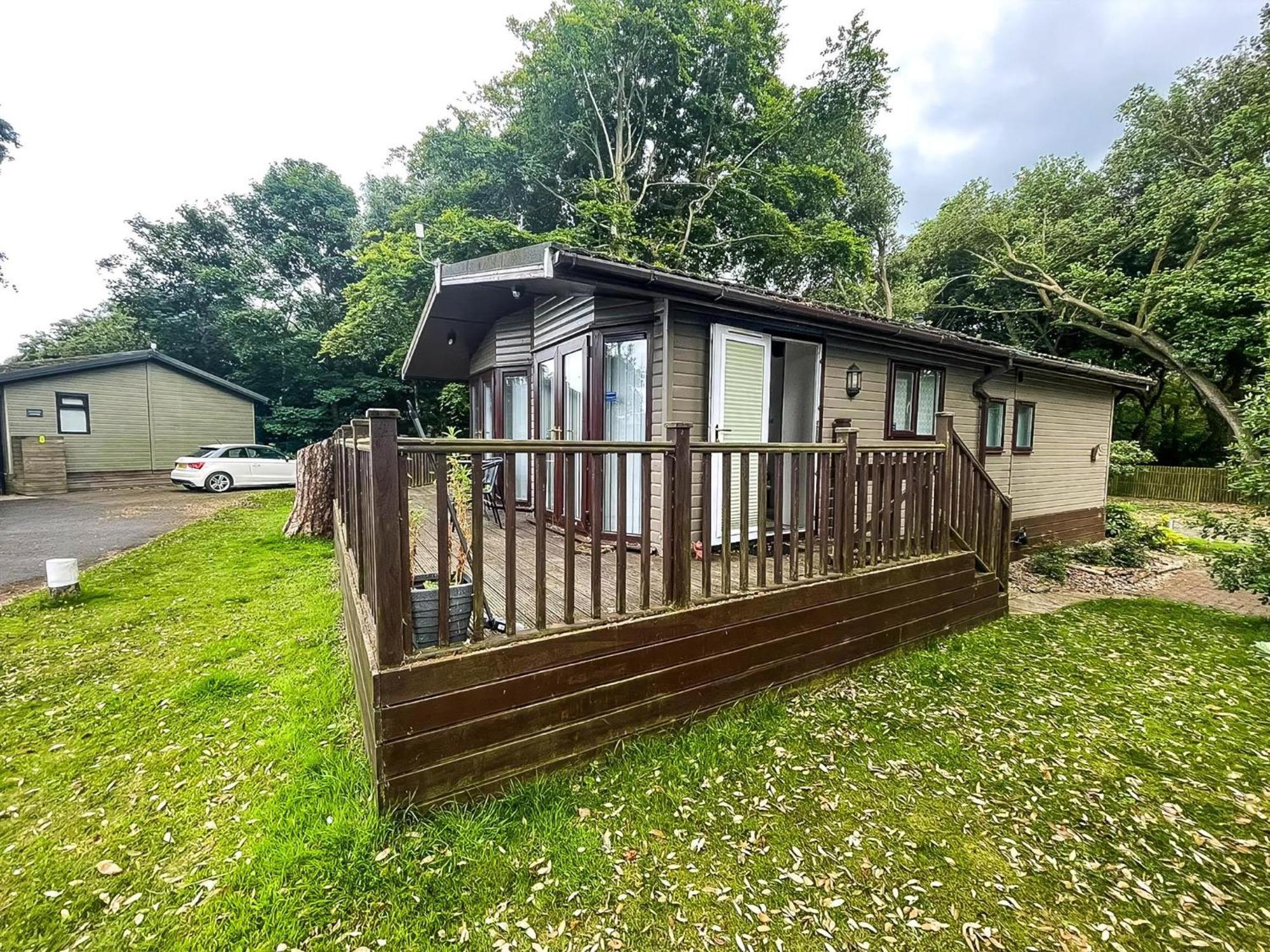 Pet Friendly, Luxury Lodge With Decking In Suffolk Near The Beach Ref 32108A Lowestoft Exterior foto